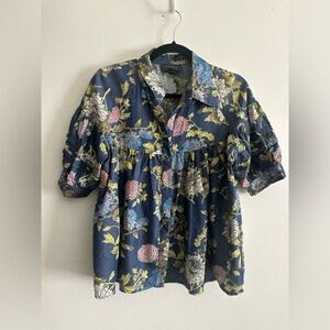 Gracia Floral Blouse in size S